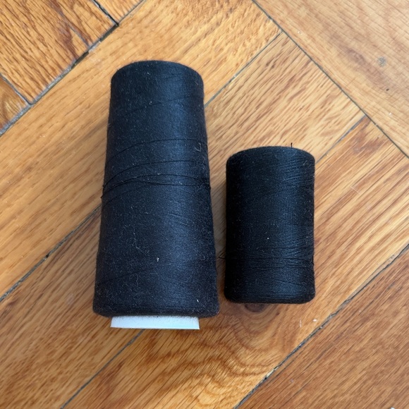 Black Sewing Thread Spools - Picture 1 of 4